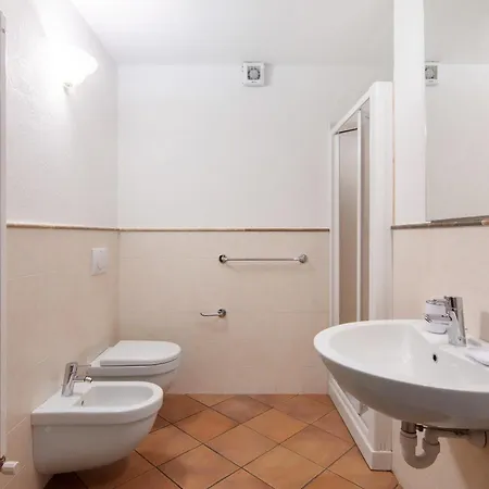 Larice Bianco App N5 Hotel apartamentowy *